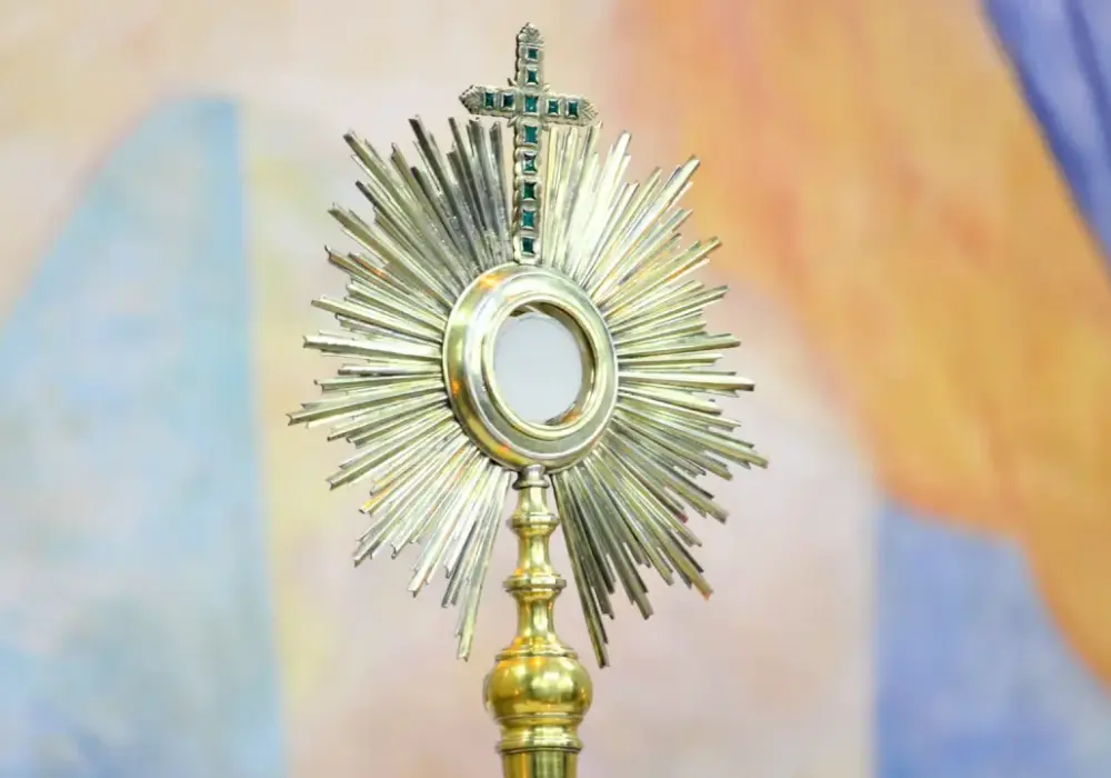 Cuda eucharystyczne w Polsce - jak je rozumieć?