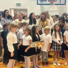 Brat damiana: historie nieznane i lekcje, które zmieniają życie!