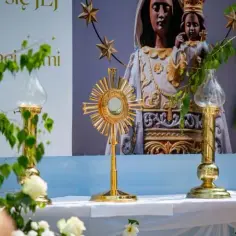 Potęga modlitwy: 3 cnoty boskie kluczem do nieba? Rozważania