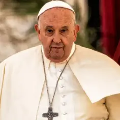 Ile języków zna papież Franciszek i jak wpływają one na jego pontyfikat?