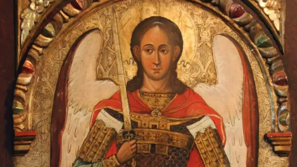 Archanioł Michał - Poznaj znaczenie symboli i moc jego patronatu